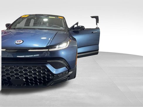 Used 2023 Fisker Ocean Extreme image 21