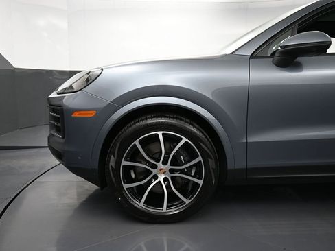 New 2026 Porsche Cayenne Coupe AWD/4WD image 12