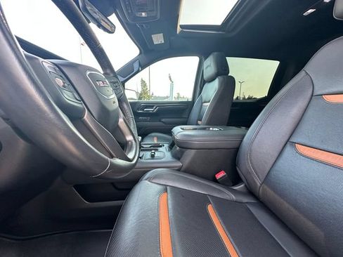 Used 2022 GMC Sierra 1500 AT4 w/ AT4 Premium Package AWD/4WD image 9