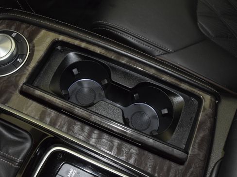 Used 2022 Nissan Armada Platinum w/ Captain's Chairs Package image 27