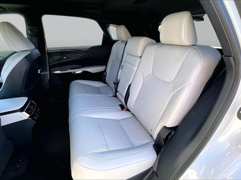 Certified 2023 Lexus RX 350 w/ Cold Area Package AWD/4WD image 18