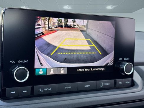 Used 2023 Honda Accord LX image 24