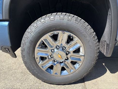 New 2026 Chevrolet Silverado 3500 High Country w/ High Country Premium Package AWD/4WD image 12