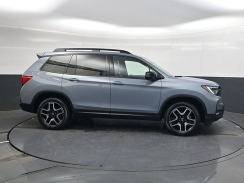 Used 2023 Honda Passport Elite image 3