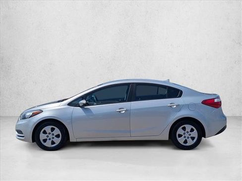 Used 2015 Kia Forte LX w/ Popular Package FWD image 9