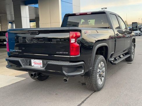 New 2026 Chevrolet Silverado 2500 Custom image 3
