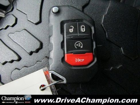 Used 2021 Jeep Gladiator Overland w/ Popular Equipment Package image 8