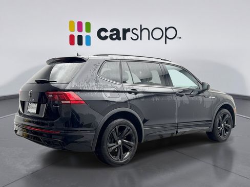 Used 2024 Volkswagen Tiguan SE R-Line AWD/4WD image 5
