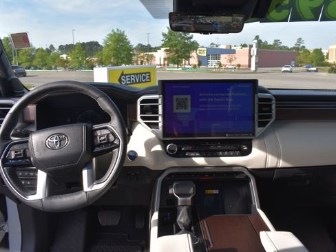 Used 2024 Toyota Sequoia Capstone image 35