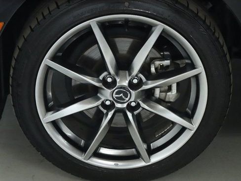 Used 2022 MAZDA MX-5 Miata RF Grand Touring image 36
