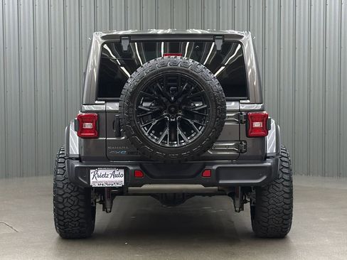 Used 2025 Jeep Wrangler Unlimited Sahara w/ Safety Group image 4