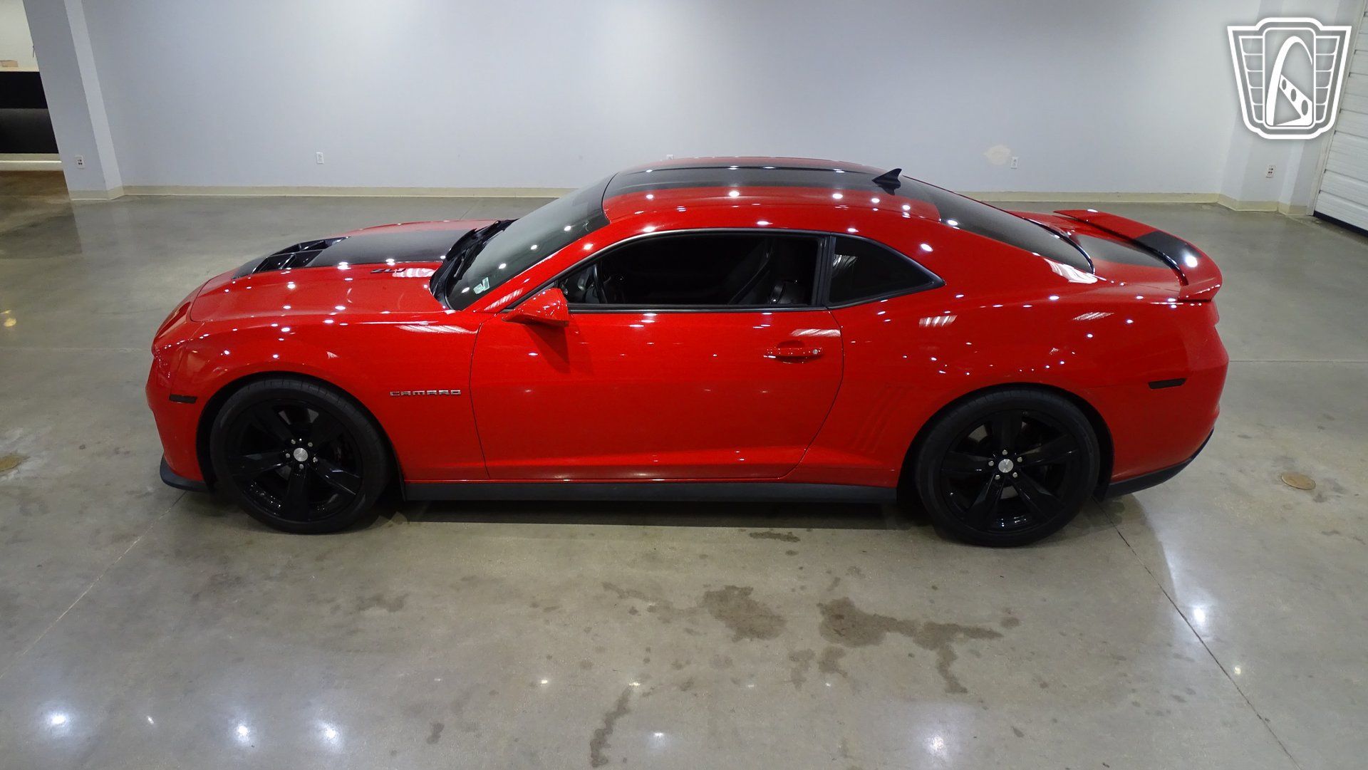 Used 2013 Chevrolet Camaro ZL1 w/ Gray Stripe Package RWD image 5