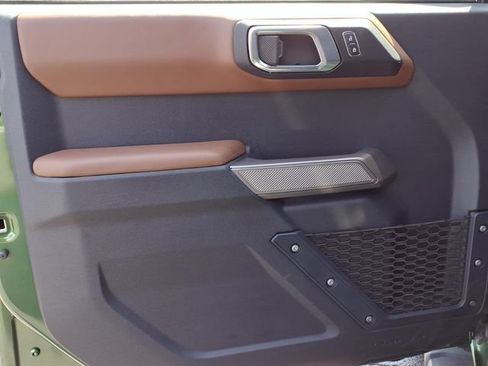 Used 2023 Ford Bronco Outer Banks AWD/4WD image 14