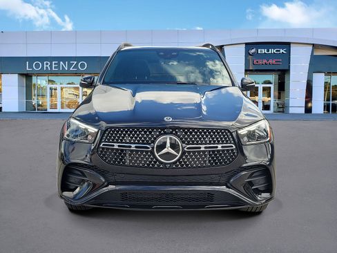 Used 2025 Mercedes-Benz GLE 580 4MATIC image 2