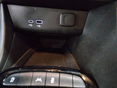 Used 2024 Buick Encore GX Sport Touring w/ Comfort Package image 20