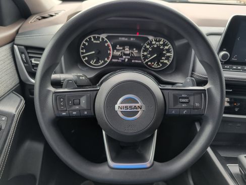 Used 2021 Nissan Rogue S FWD image 32
