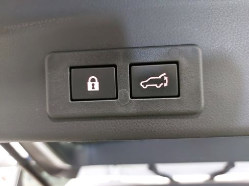 Used 2023 Subaru Ascent Limited w/ Technology Package image 15