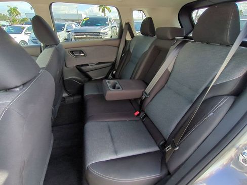 Certified 2023 Nissan Rogue SV image 14