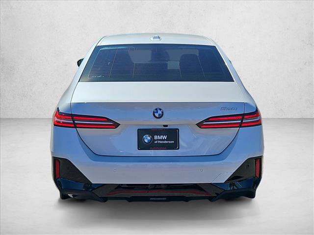 Used 2026 BMW 530i w/ M Sport Package RWD image 7