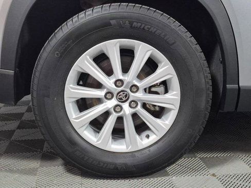 Certified 2024 Toyota Grand Highlander XLE image 28