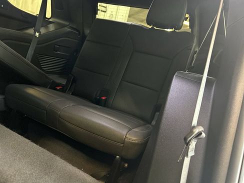 Used 2023 Chevrolet Tahoe LT AWD/4WD image 16