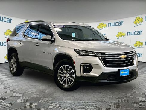 Used 2022 Chevrolet Traverse LT AWD/4WD image 1