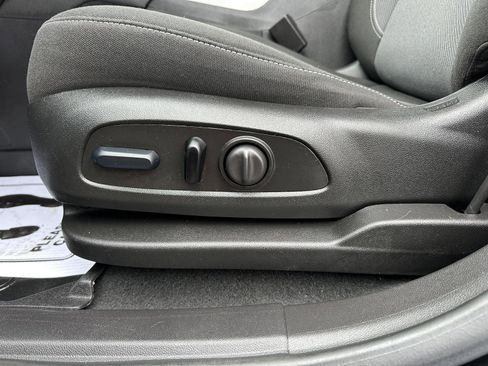 Used 2024 Chevrolet Blazer LT w/ Convenience Package image 18