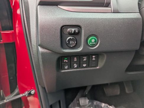 Used 2023 Honda Ridgeline RTL-E image 12