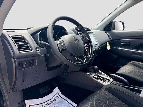 New 2026 Mitsubishi Outlander Sport LE AWD/4WD image 9