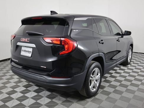 Used 2019 GMC Terrain SLE w/ LPO, Cargo Package image 2