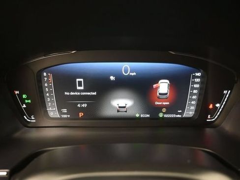 Used 2025 Honda Pilot Elite image 3