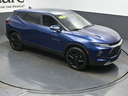 Used 2023 Chevrolet Blazer LT image 47