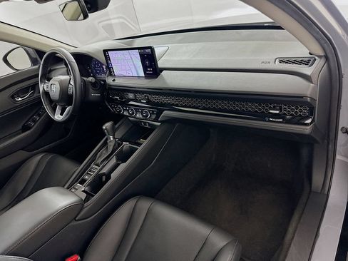 Used 2023 Honda Accord Touring image 28