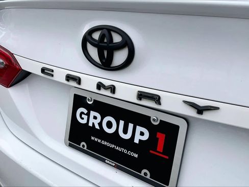 Used 2019 Toyota Camry SE w/ Convenience Package image 31