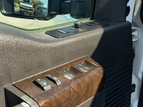 Used 2015 Ford F250 Platinum AWD/4WD image 17
