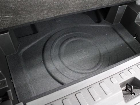 Used 2024 Chevrolet Equinox RS w/ RS Leather Package image 29