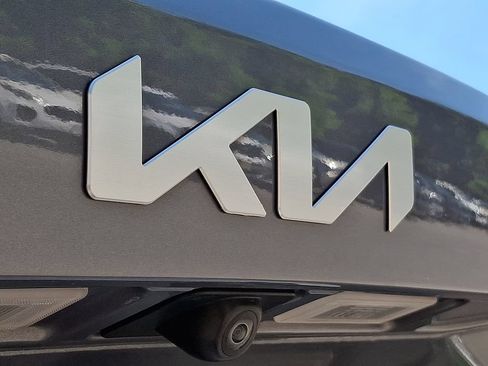 Used 2022 Kia Sorento SX AWD/4WD image 34