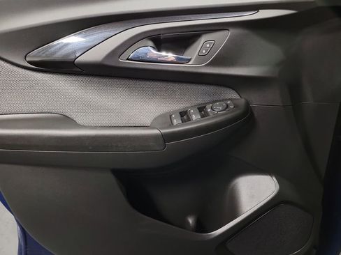 Used 2021 Chevrolet TrailBlazer LT w/ Convenience Package image 21