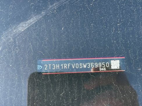 Used 2025 Toyota RAV4 LE FWD image 9