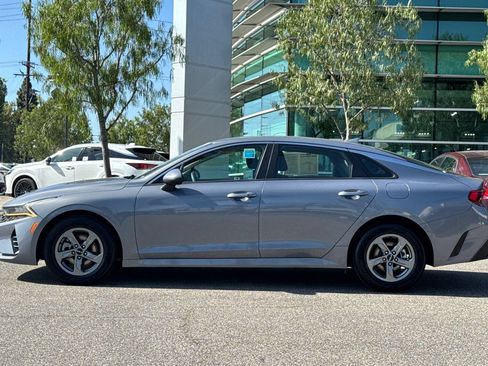 Used 2022 Kia K5 LXS FWD image 7