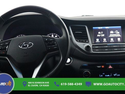 Used 2018 Hyundai Tucson Value FWD image 5