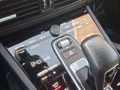 Used 2021 Porsche Cayenne S image 17