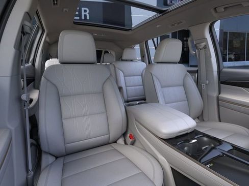 New 2026 Buick Enclave Avenir image 16