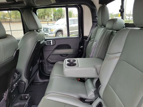 Used 2024 Jeep Gladiator Mojave w/ Safety Group AWD/4WD image 25