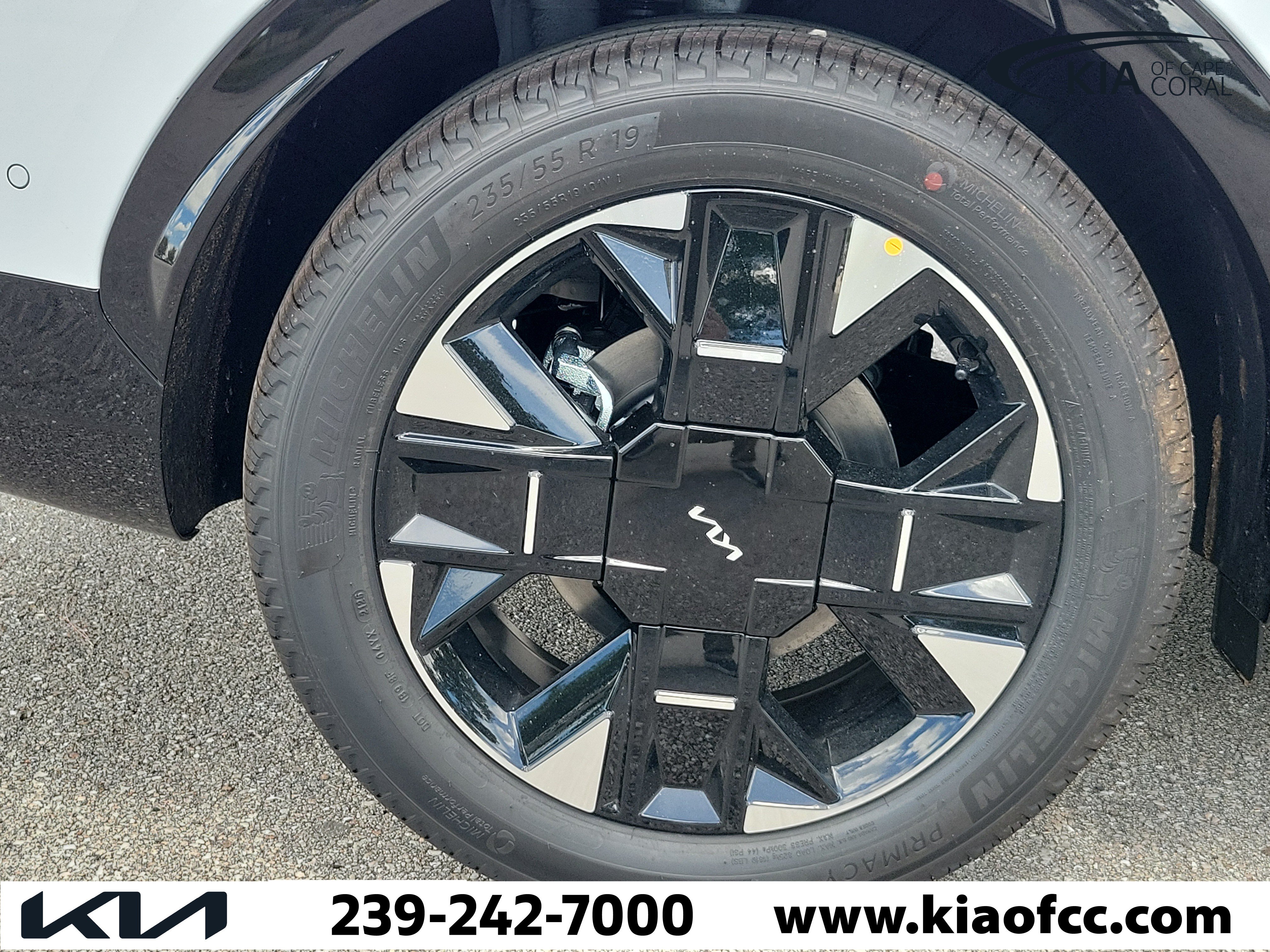 New 2027 Kia Sportage SX FWD image 9
