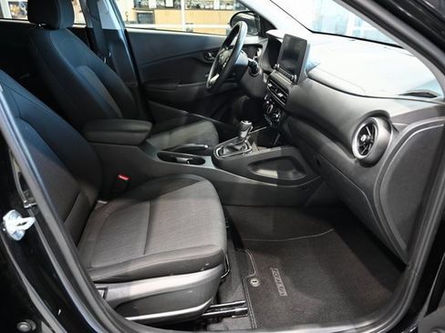 Used 2022 Hyundai Kona SEL w/ Cargo Package image 10