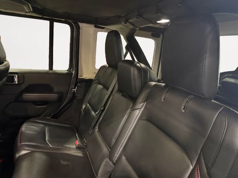 Used 2019 Jeep Wrangler Unlimited Rubicon AWD/4WD image 14