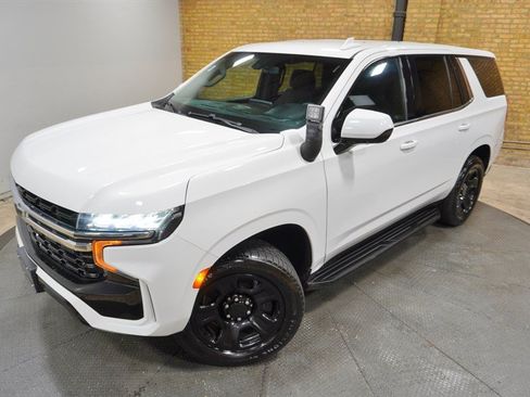 Used 2021 Chevrolet Tahoe 4WD image 3