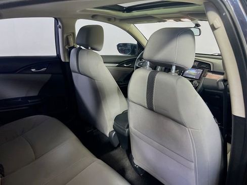 Used 2017 Honda Civic EX-T image 8