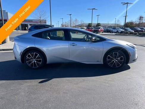 Used 2024 Toyota Prius Limited image 6